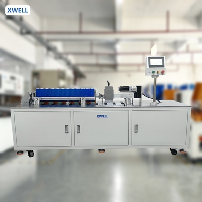 Prismatische batterijpakket stapel- en compressiemachine