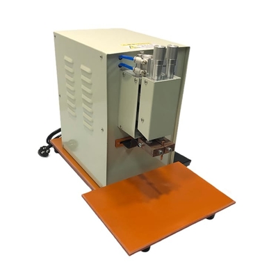 Mini Cylindrical Battery Pack Welding-Machine 15KW voor Batterij 18650