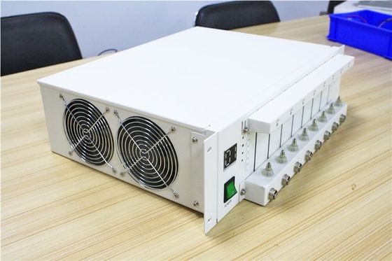 Goede prijs Van de Presmatic Cilindrische Acculading 18650 en Lossing Gecontroleerde Meetapparaat5v 3A 8CH PC online