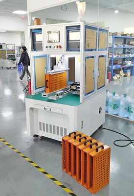 Goede prijs Zeer efficiënte puntlasser voor 18650 lithiumbatterijen Dubbelzijdig volautomatisch online