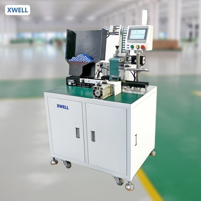 Automatische machine voor het lamineren van isolatiepapier met batterij 18650/21700