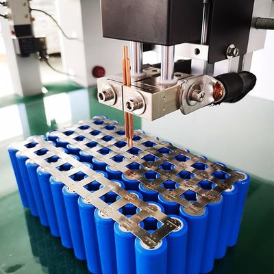Goede prijs XW-MNA25 Pneumatische galerijbatterijpakket Spot Lasmachine AC 25KVA Voetpedaalbesturing 800x600mm Tafel online