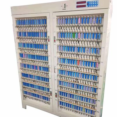 Goede prijs Intelligent 18650 van de het Meetapparaat5v 3A Lipo Batterij van de Batterijcapaciteit de Ladingsmeetapparaat online